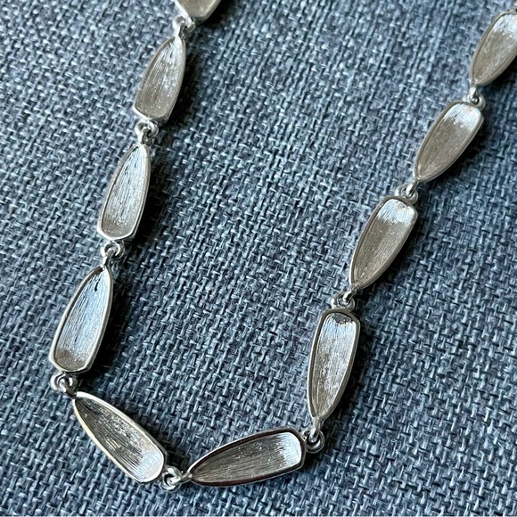MONET | Choker Linked Chain Silver Tone Necklace - Picture 7 of 13